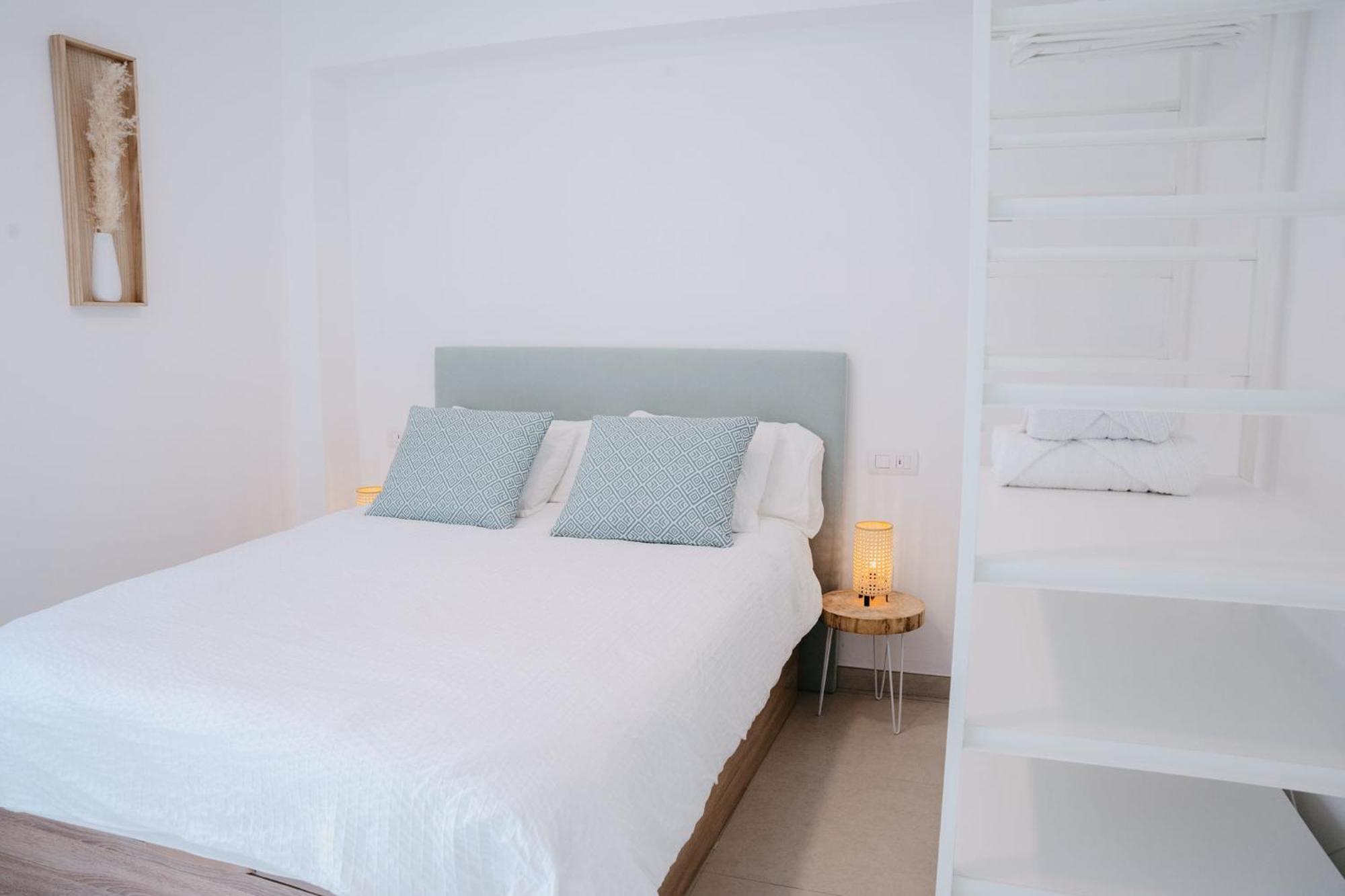 Las Canteras Beach Suites Las Palmas de Gran Canaria Exterior photo